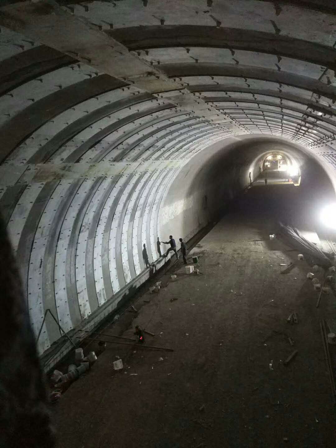 四川隧道粘鋼加固工程案例